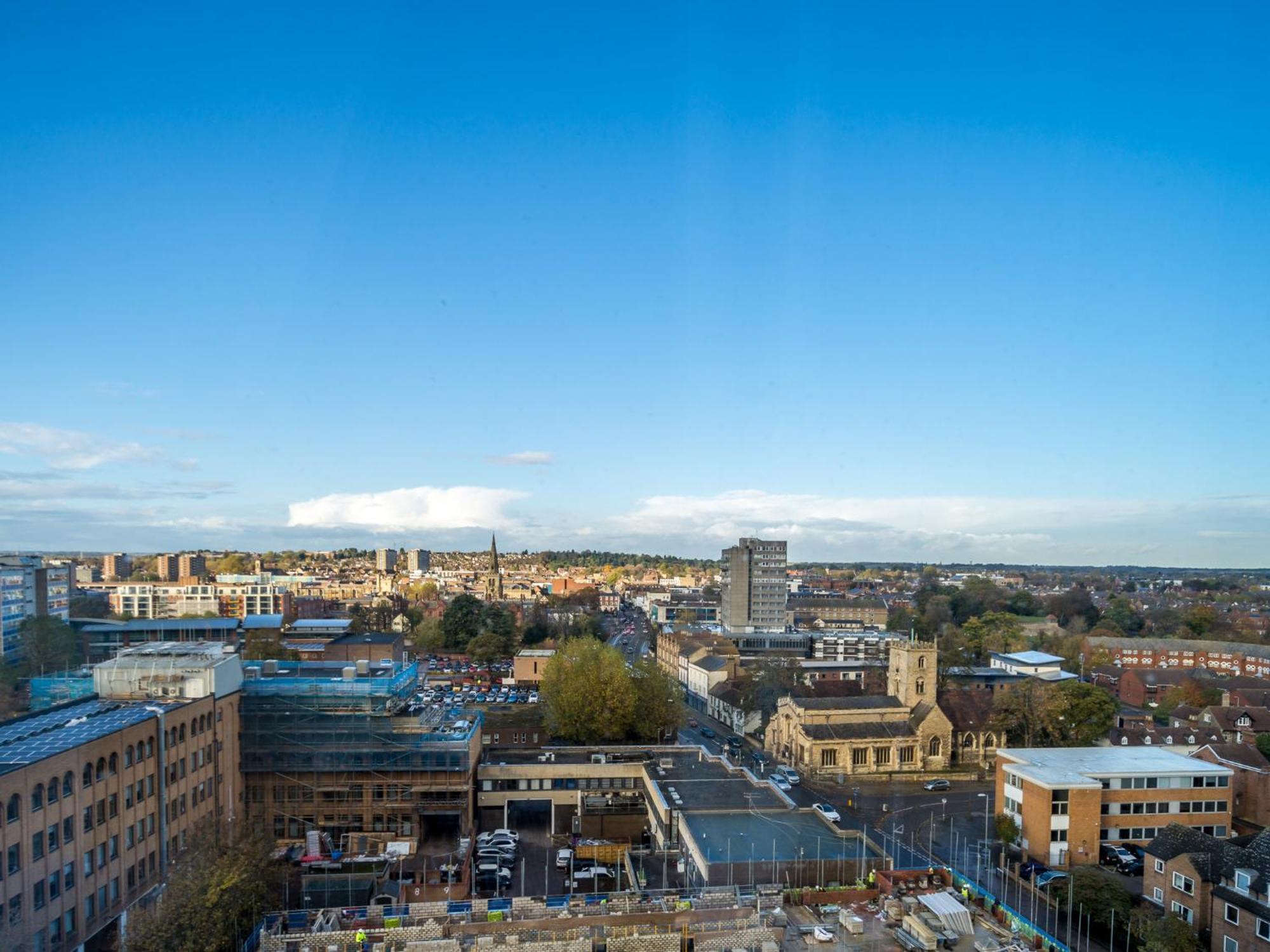City View Apartment Bedford Luaran gambar