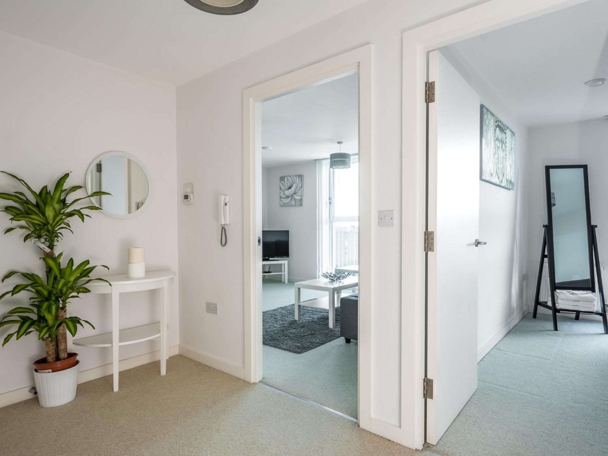 City View Apartment Bedford Luaran gambar