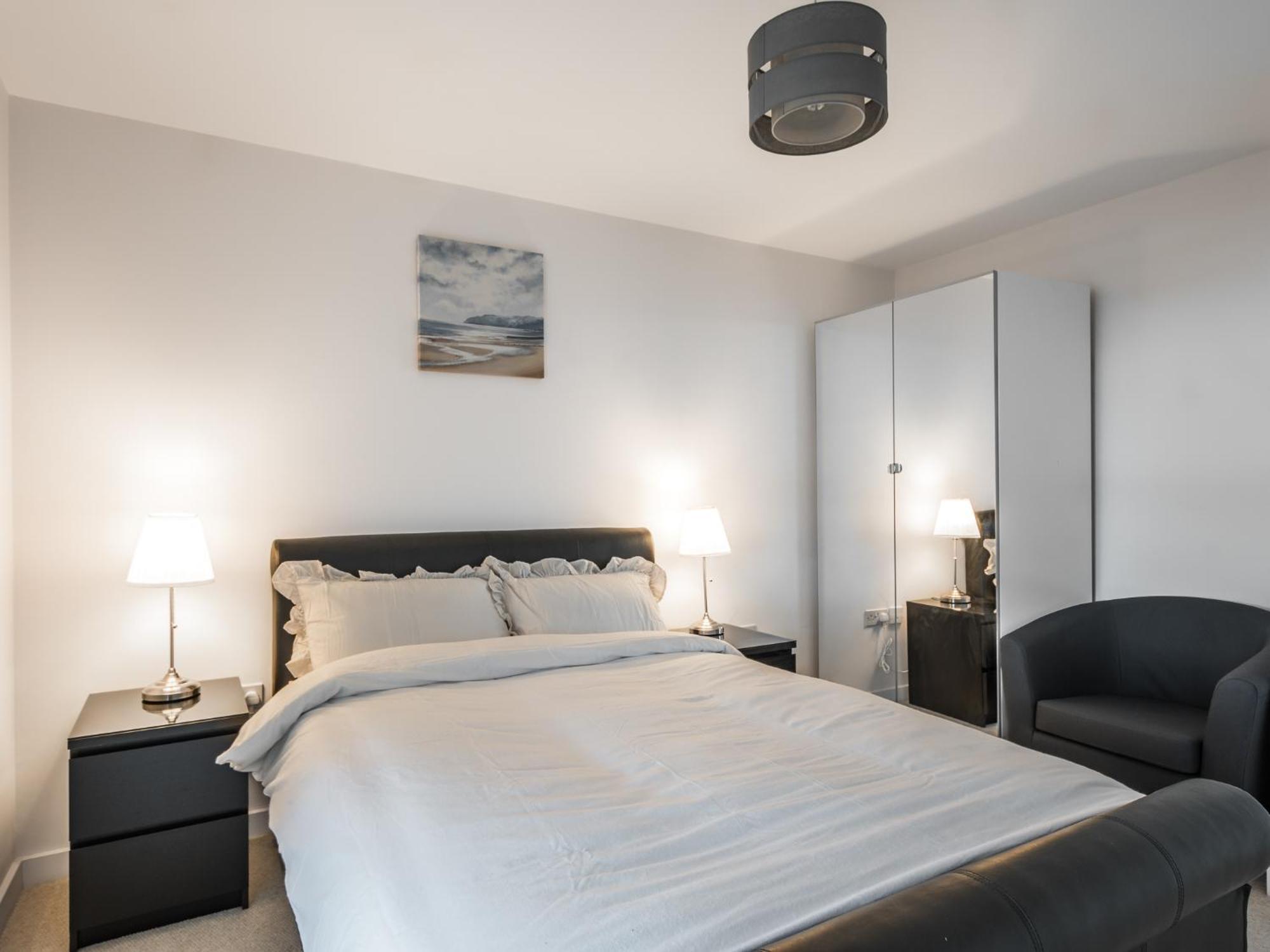 City View Apartment Bedford Luaran gambar