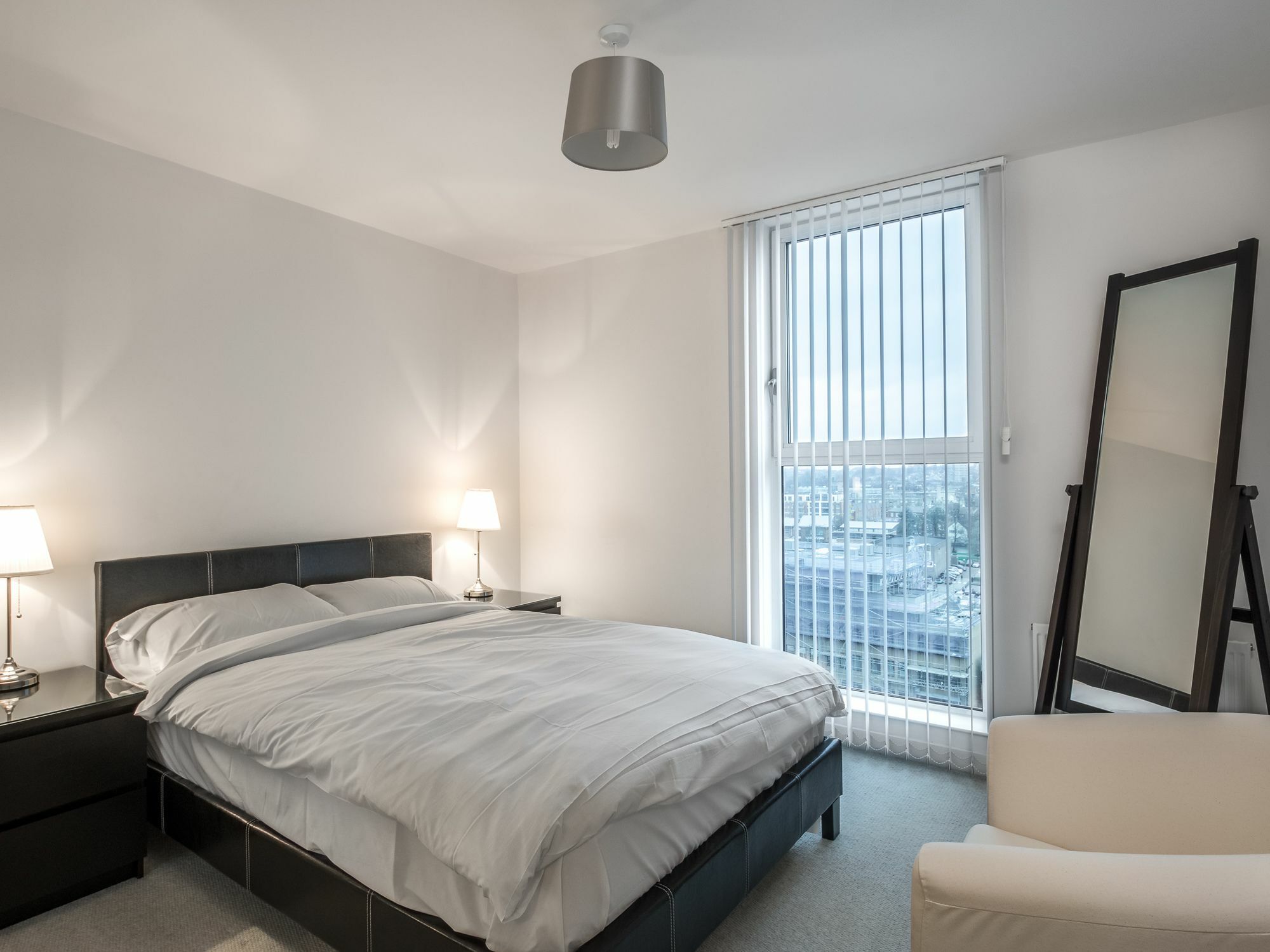 City View Apartment Bedford Luaran gambar